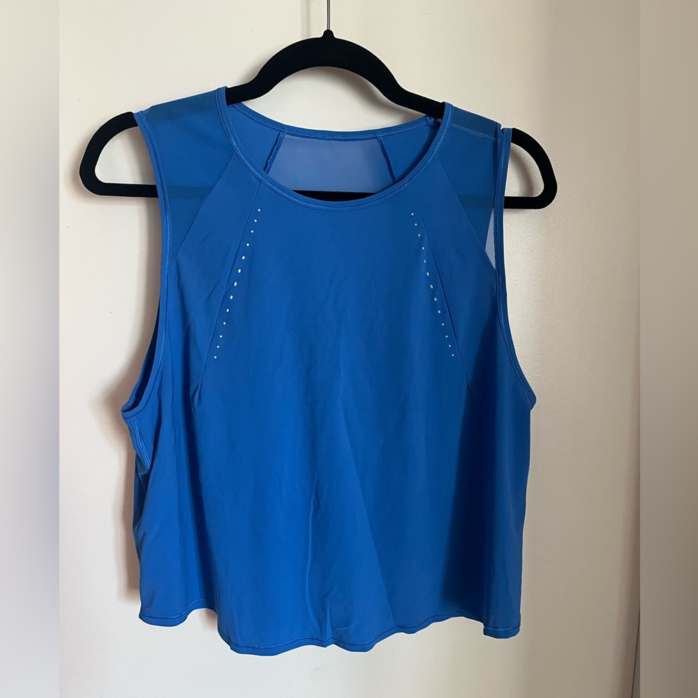 Lululemon crop blue tank